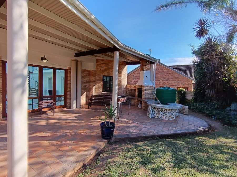 6 Bedroom Property for Sale in Winterhoek Park Eastern Cape